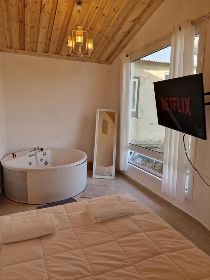 아그로스 Aprosmeno Jacuzzi House 4 아파트 외부 사진